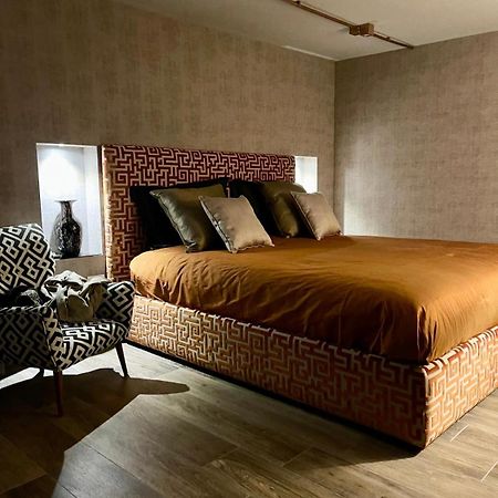 דירות בארי Portrait Luxury Loft מראה חיצוני תמונה