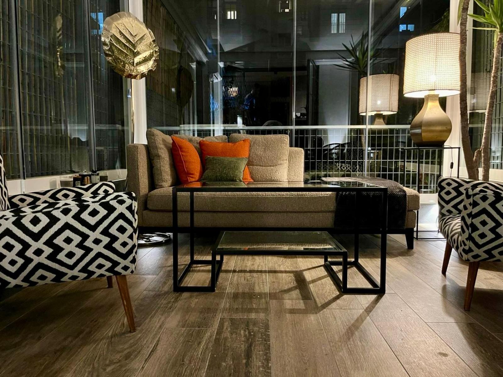 דירות בארי Portrait Luxury Loft מראה חיצוני תמונה